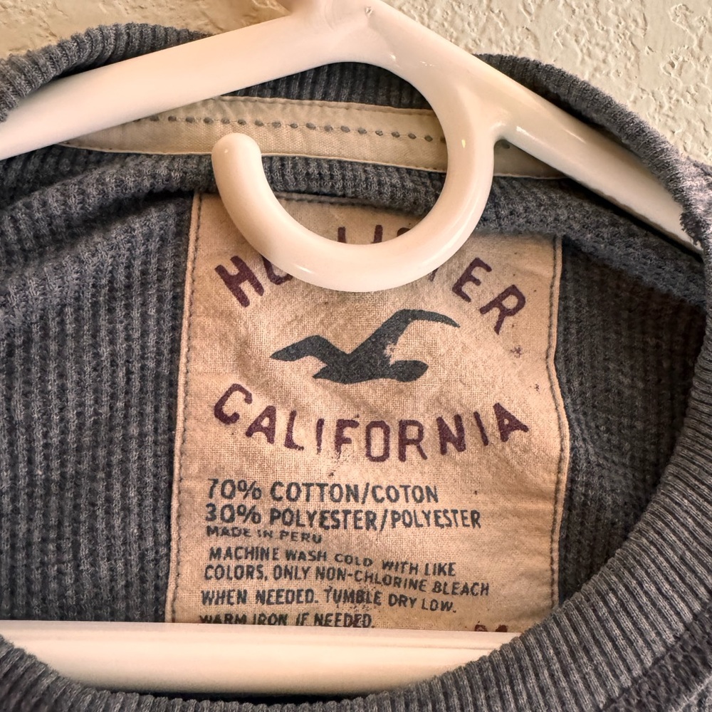 Vintage Hollister - Picture 8 of 8